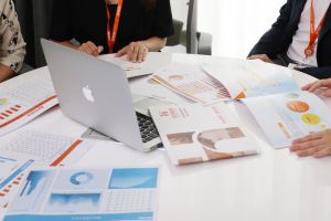 江南注册的未来趋势：企业如何做好准备